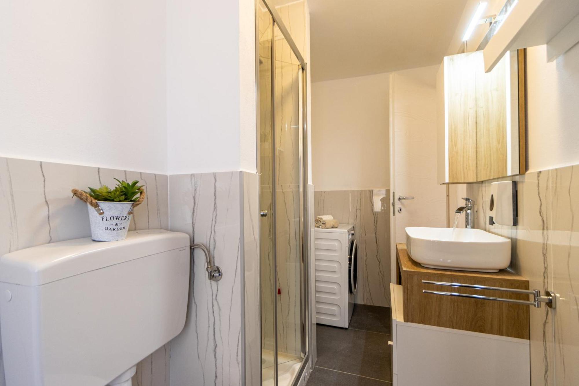 Golden Lake - Luxury Apartment ☆☆☆☆☆ - 100M From The Lake 巴韦诺 外观 照片