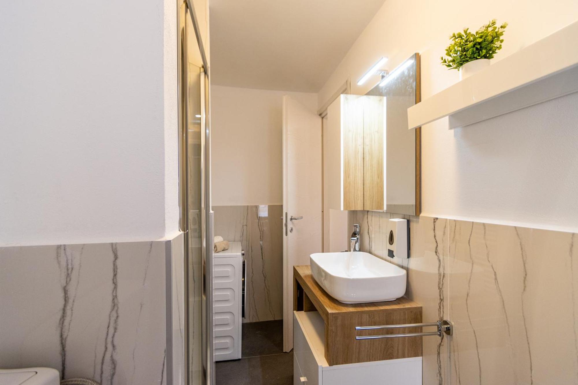 Golden Lake - Luxury Apartment ☆☆☆☆☆ - 100M From The Lake 巴韦诺 外观 照片